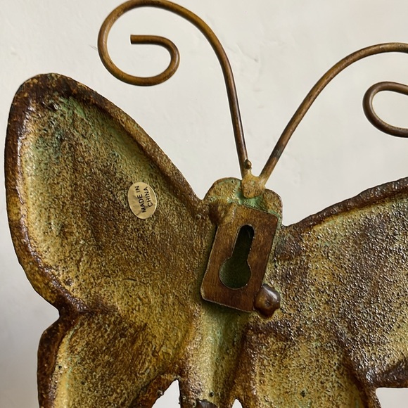 •| metal butterfly hook - Picture 6 of 8